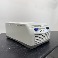 Eppendorf 5418R Refrigerated Centrifuge image 0